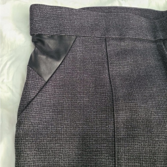 Stylish dress pants with funky pleather accents size 18 - Picture 1 of 4